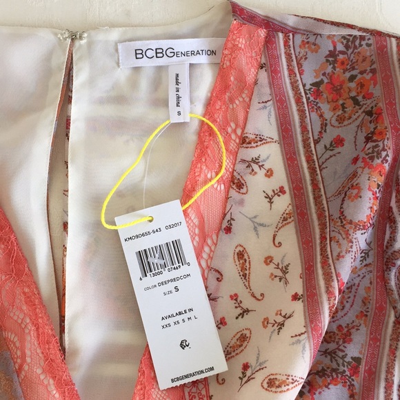 Bcbg V neck Floral Lace-Trimmed Romper - Picture 7 of 8